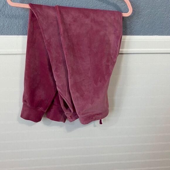 Jasmine & Ginger Wine Velvet/Fleece Loungewear Set - Picture 8 of 9